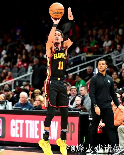 特雷杨22分11助攻杰约21分15篮板 老鹰力克尼克斯晋级四强 特雷杨22分11助攻杰约21分15篮板 老鹰力克尼克斯晋级四强