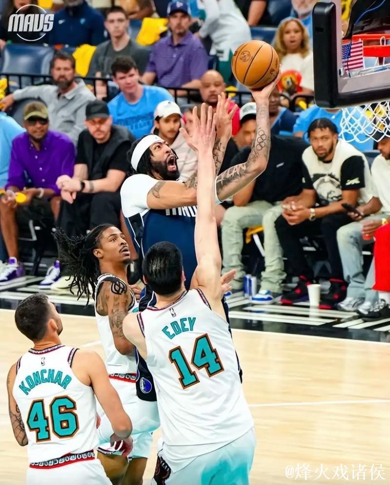 莫兰特三双助力灰熊终结雄鹿4连胜 火箭险胜独行侠 莫兰特三双助力灰熊终结雄鹿4连胜 火箭险胜独行侠